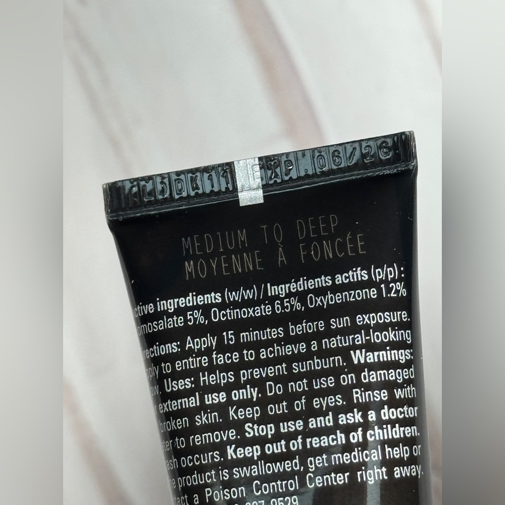 Mary Kay® CC Cream Sunscreen Broad Spectrum SPF 15* - Medium to Deep - Picture 2 of 5